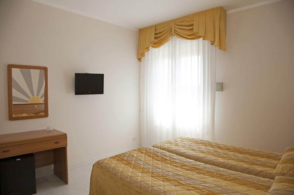 Hotel Righetto Fronte Mare Cavallino-Treporti Bagian luar foto