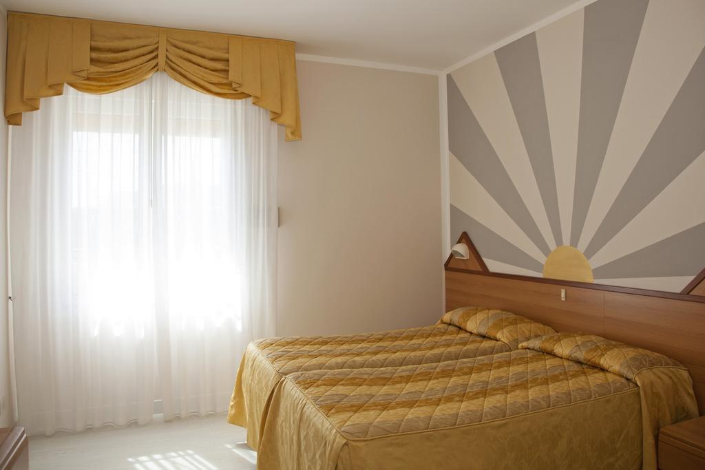Hotel Righetto Fronte Mare Cavallino-Treporti Bagian luar foto