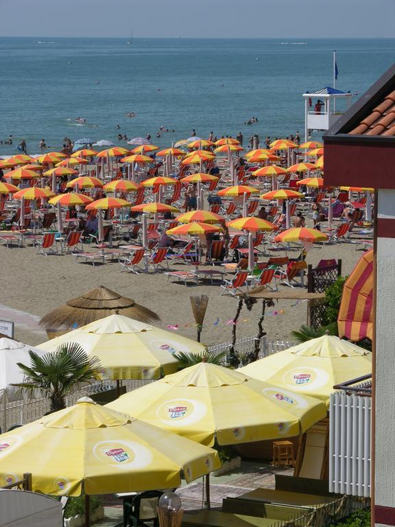 Hotel Righetto Fronte Mare Cavallino-Treporti Bagian luar foto