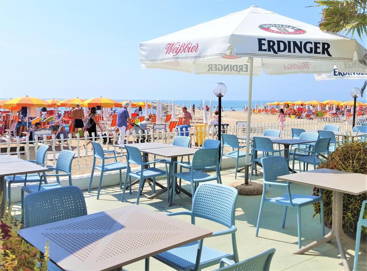 Hotel Righetto Fronte Mare Cavallino-Treporti Bagian luar foto